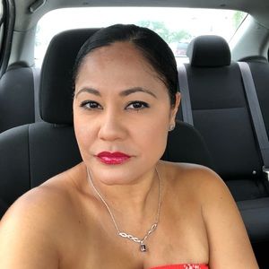 Meet your Posher, Thamara